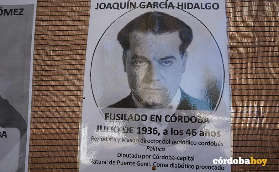 Acto de la Plataforma Comisi&oacute;n de la Verdad de C&oacute;rdoba en el cementerio de Nuestra Se&ntilde;ora de la Salud