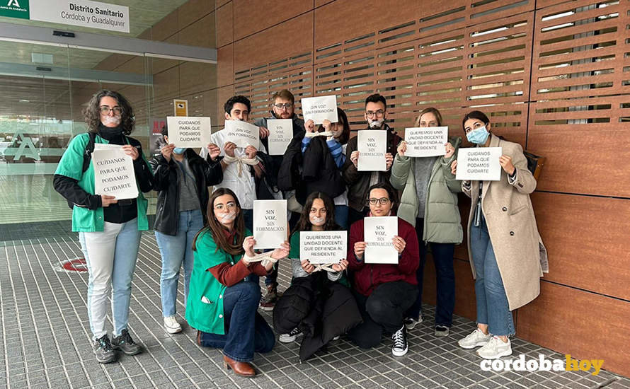 Concentración-protesta de médicos residentes en Córdoba