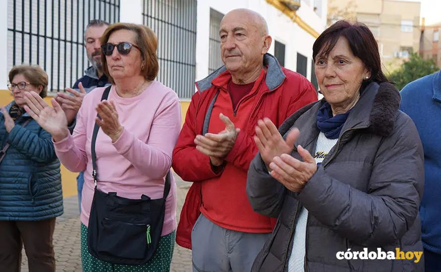 Concentraci&oacute;n a las puertas del CEIP Jos&eacute;&nbsp;de la Torre y el Cerro de El Naranjo