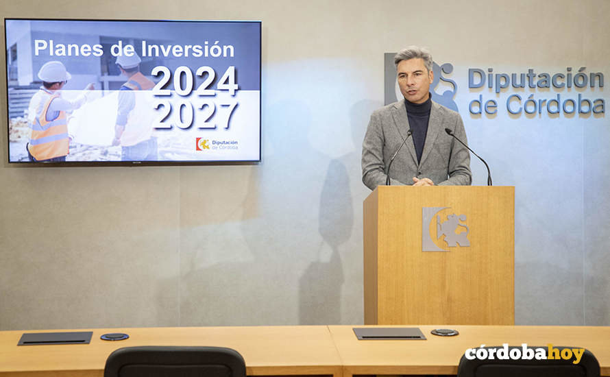 Andrés Lorite en la presentación de los Planes de Inversión Municipales de la Diputación