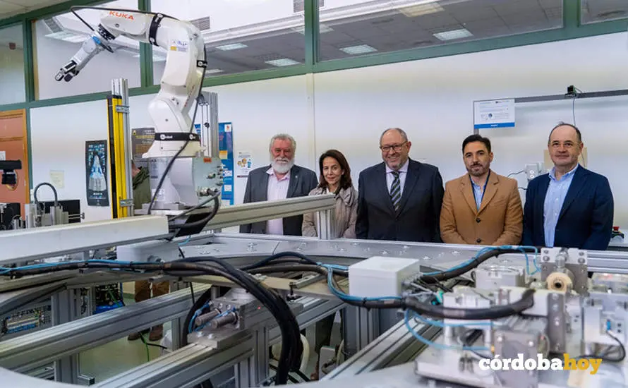 Representantes de la UCO y de Magtel visitan los nuevos equipamientos