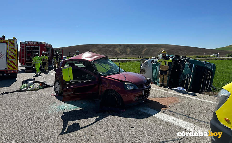 Estado en que quedaron los dos vehículos en el accidente FOTO CÓRDOBAFIRE