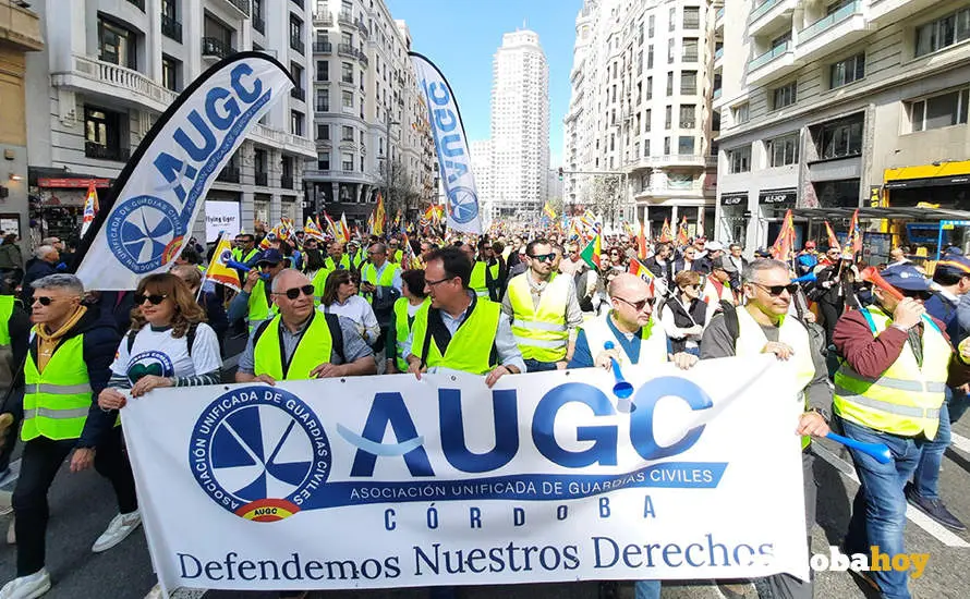 Movilizaci&oacute;n en Madrid de polic&iacute;as nacionales y guardias civiles con masiva presencia cordobesa FOTO AUGC