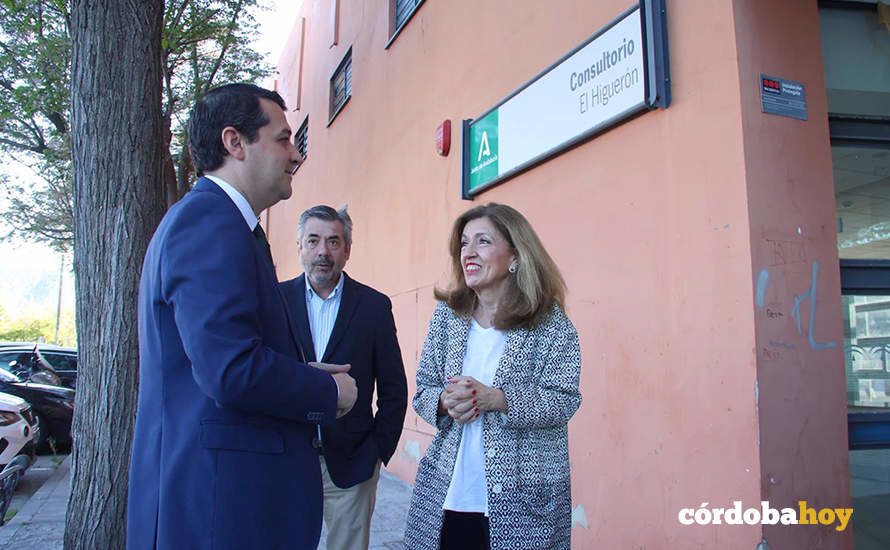 José María Bellido, Miguel Ángel Torrico y María Jesús Botella visitan las obras del centro de salud de El Higuerón