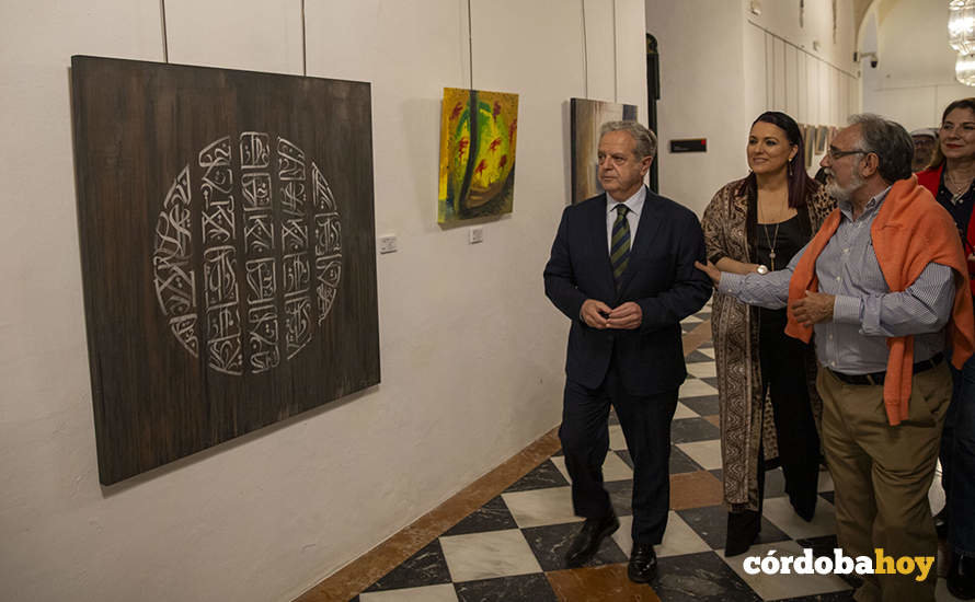 Inauguración en la Diputación de la exposición colectiva 'ArteExo'