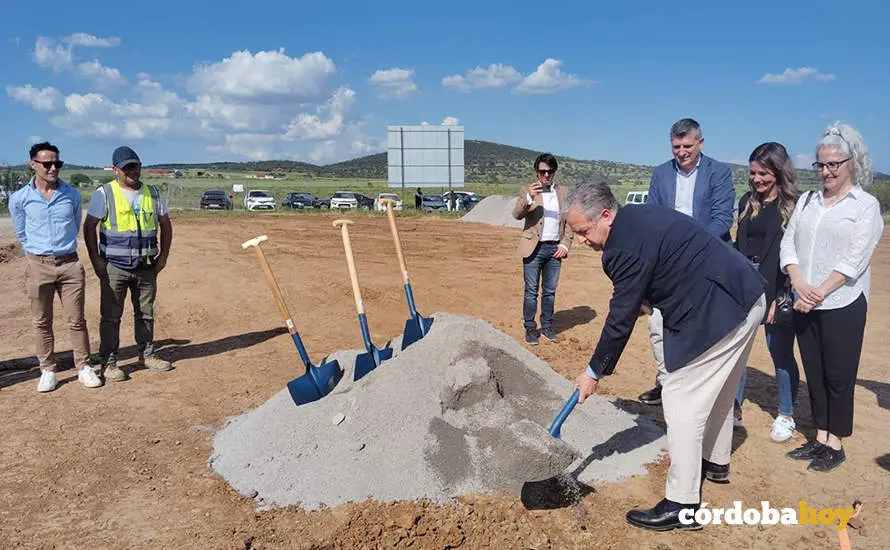 Colocaci&oacute;n de la primera piedra de la depuradora de La Granjuela