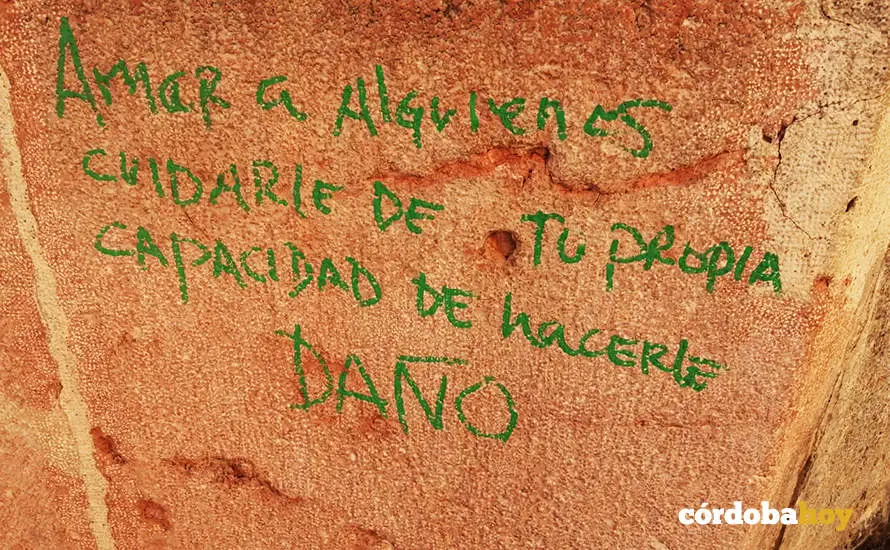 La pintada realizada en el BIC Fuente del Potro