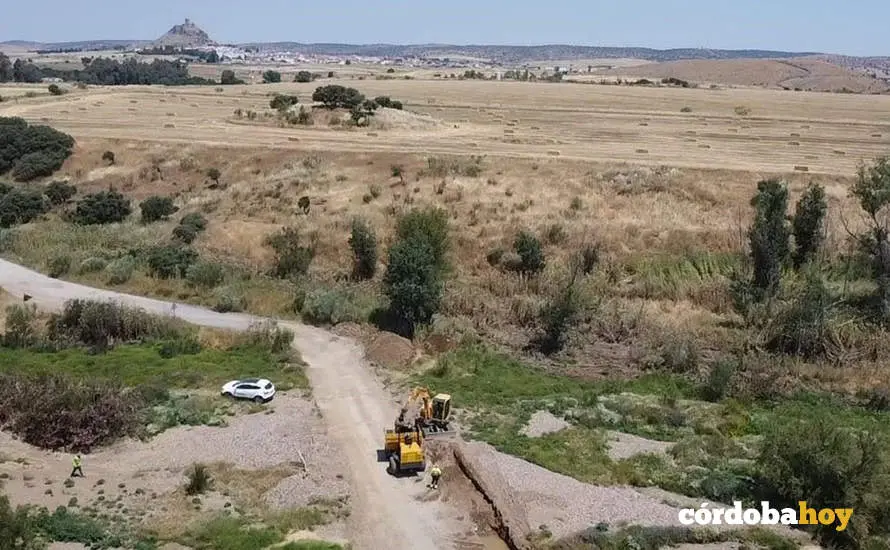 Actuaci&oacute;n de la CHG en un cauce de Belmez