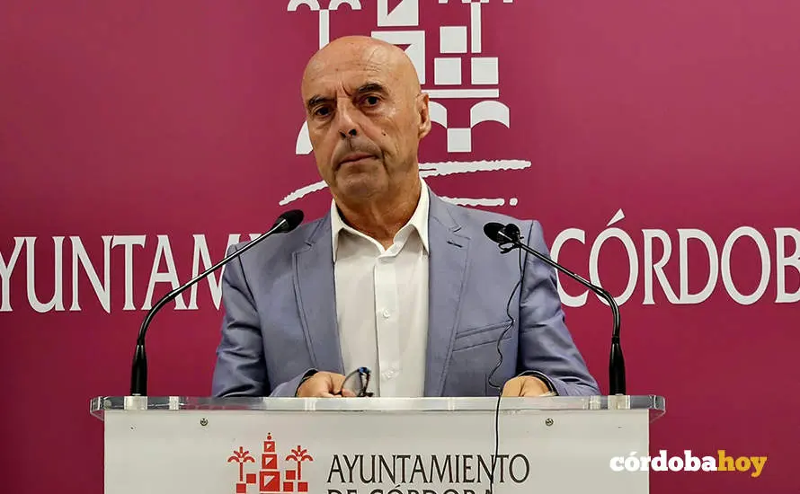 El portavoz socialista en el Ayuntamiento de C&oacute;rdoba, Antonio Hurtado