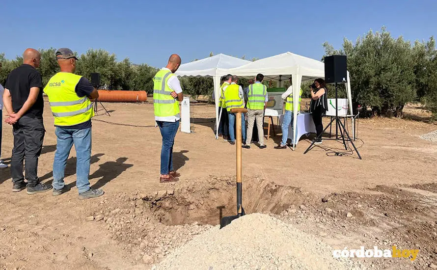 Primera piedar de la estaci&oacute;n depuradora de Fuente-T&oacute;jar