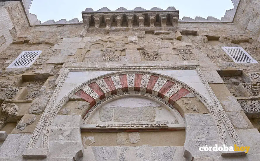 Puerta de San Sebasti&aacute;n