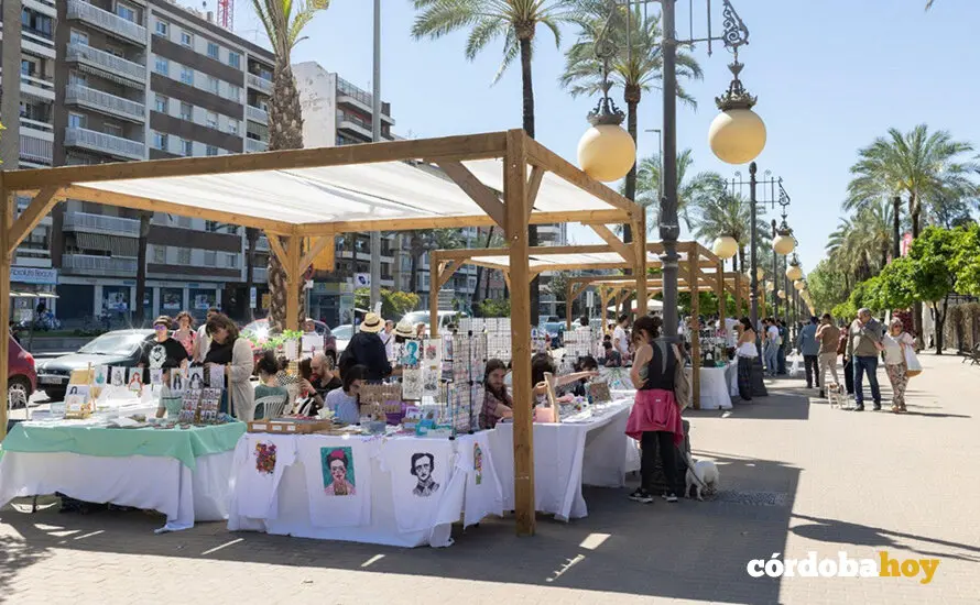 Una edici&oacute;n anterior del Mercado de Arte Joven FOTO AYUNTAMIENTO DE C&Oacute;RDOBA