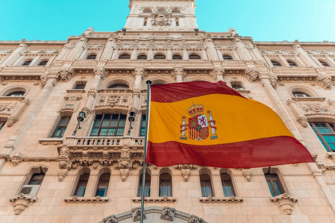  Photo by Daniel Prado on Unsplash 