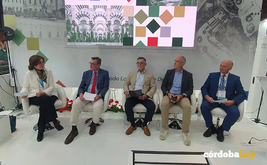 Mesa redonda de empresas locales cordobesas en el marco de Feindef 2025