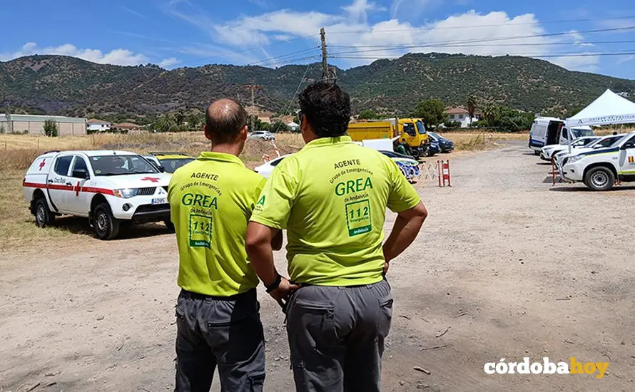 Agentes del GREA en el incendio forestal de C&oacute;rdoba, en una imagen de archivo FOTO EMERGENCIAS ANDALUC&Iacute;A