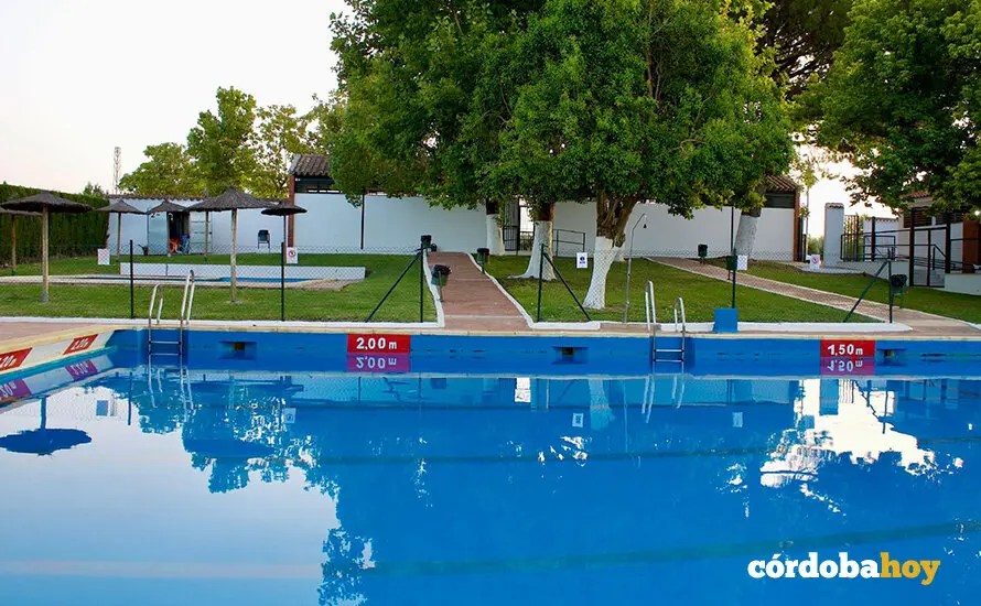 Piscina de Fuente Palmera FOTO AYUNTAMIENTO DE FUENTE PALMERA