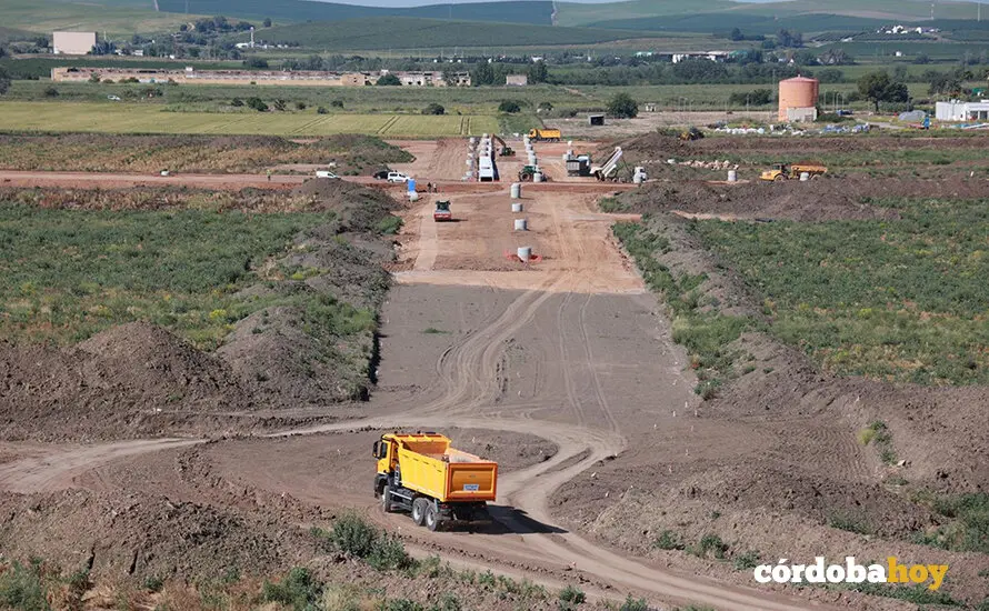 Obras de la base log&iacute;stica del Ej&eacute;rcito de Tierra (BLET) 'General de ej&eacute;rcito Javier Varela', en una imagen de archivo. FOTO ROC&Iacute;O FERN&Aacute;NDEZ / EUROPA PRESS