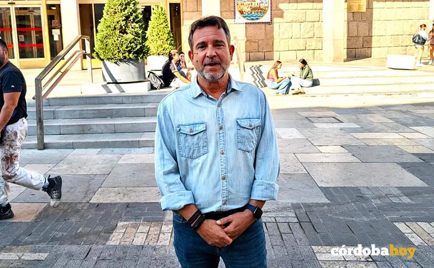 El concejal del PSOE en el Ayuntamiento de C&oacute;rdoba Joaqu&iacute;n Dobladez FOTO PSOE