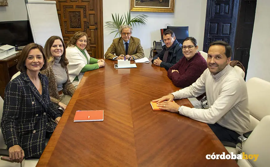 Encuentro. de la Diputaci&oacute;n con directivos del IES El Tablero FOTO DIPUTACI&Oacute;N DE C&Oacute;RDOBA