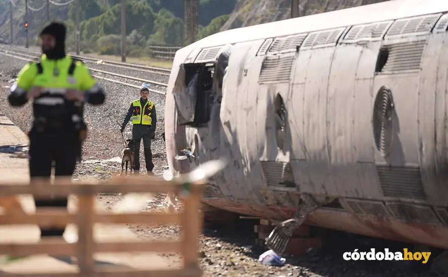 Agentes de la Guardia Civil en el accidente ferroviario de Adamuz, en una imagen de archivo