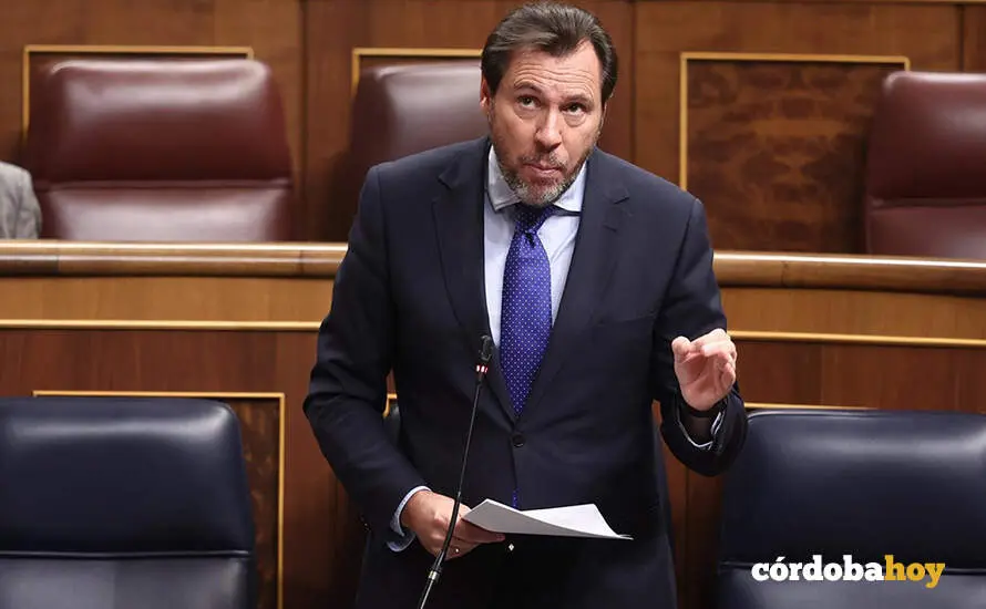 El ministro de Transportes y Movilidad Sostenible, &Oacute;scar Puente, en una sesi&oacute;n de control al Gobierno FOTO EDUARDO PARRA / EUROPA PRESS