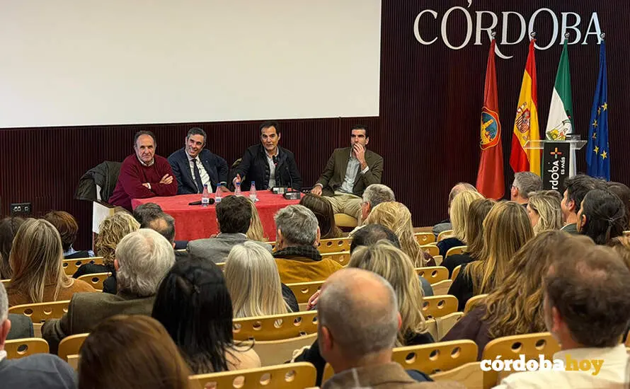 El consejero de Justicia, Administraci&oacute;n Local y Funci&oacute;n P&uacute;blica, Jos&eacute; Antonio Nieto, asiste al evento anual de la Asociaci&oacute;n Profesional de la Magistratura (APM) en C&oacute;rdoba FOTO JUNTA DE ANDALUC&Iacute;A