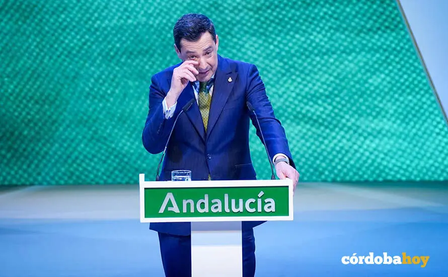 El presidente de la Junta de Andaluc&iacute;a, Juanma Moreno interviene en el acto por el D&iacute;a de Andaluc&iacute;a en Sevilla FOTO MAR&Iacute;A JOS&Eacute; L&Oacute;PEZ / EUROPA PRESS