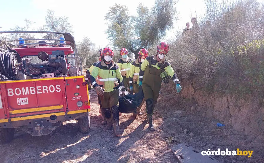 Cad&aacute;ver localizado en un olivar de Lucena, en una imagen de archivo FOTO CONSORCIO PROVINCIAL