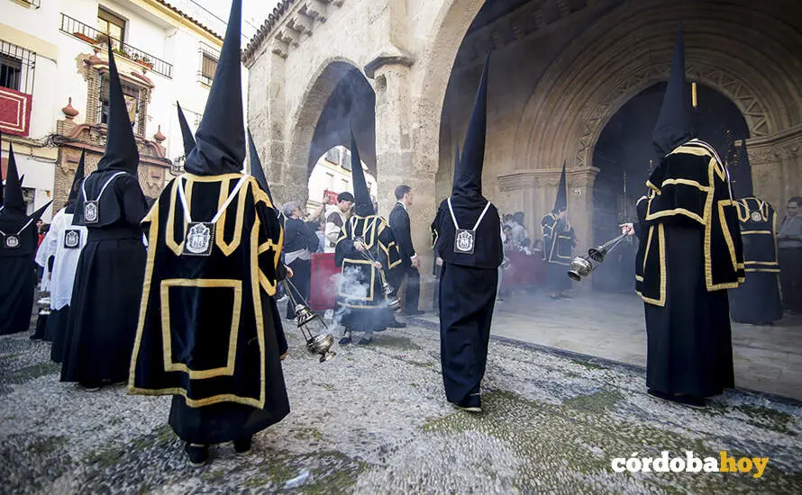 Salida procesional de la hermandad de &Aacute;nimas