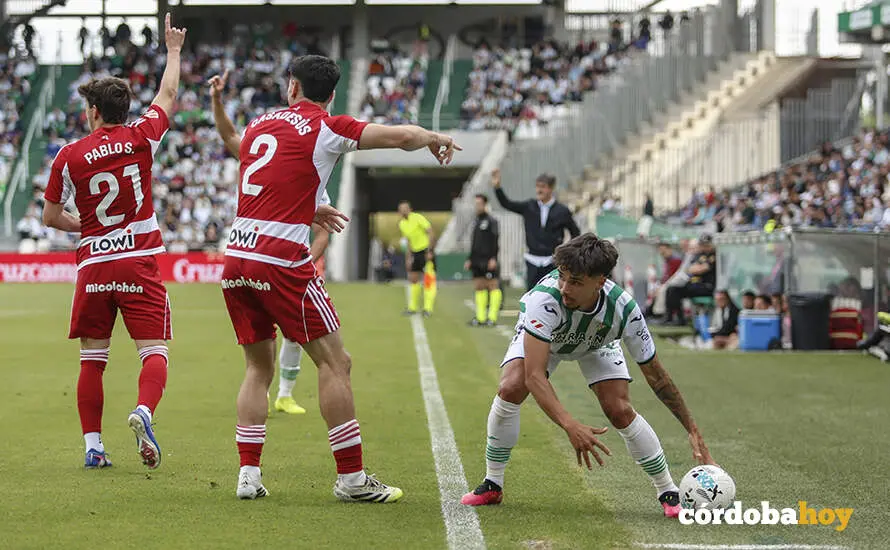 Partido C&oacute;rdoba CF-Granada CF en El Arc&aacute;ngel