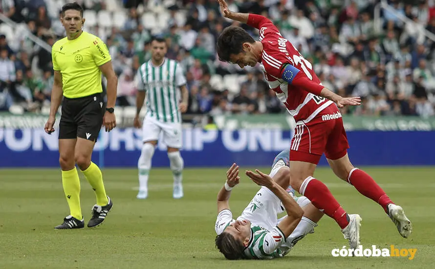 Partido C&oacute;rdoba CF-Granada CF en El Arc&aacute;ngel
