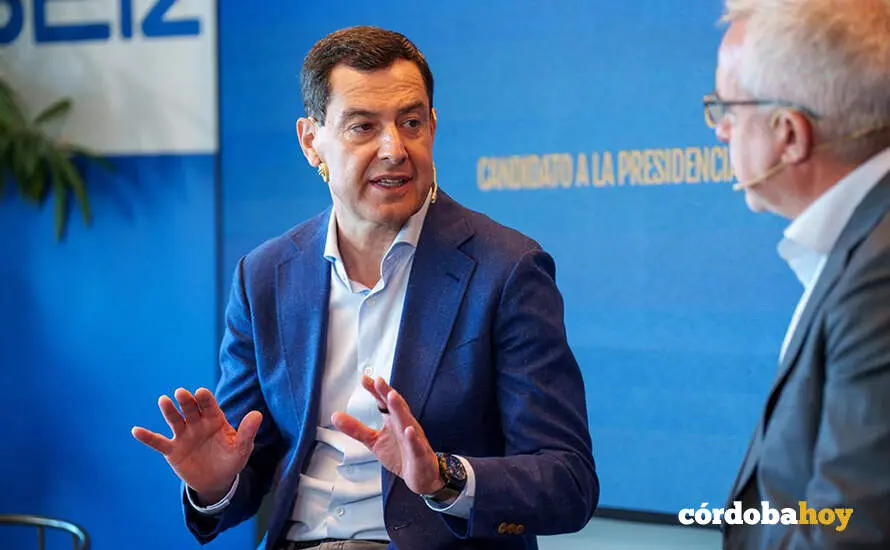 El presidente de la Junta de Andaluc&iacute;a, Juanma Moreno, interviene en un foro informativo organizado por la Cadena SER en Sevilla FOTO FRANCISCO J. OLMO /EUROPA PRESS