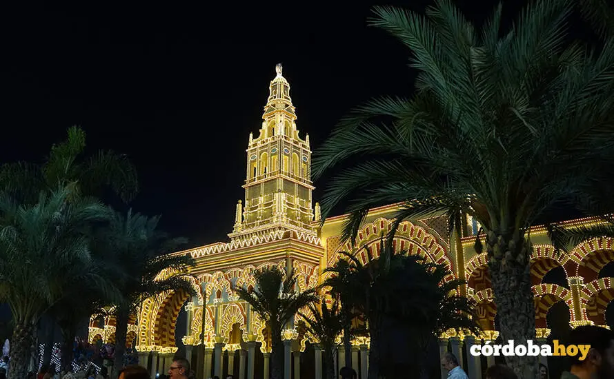 Primera noche de la Feria de Nuestra Se&ntilde;ora de la Salud 2026 FOTO YOLANDA PEDROSA