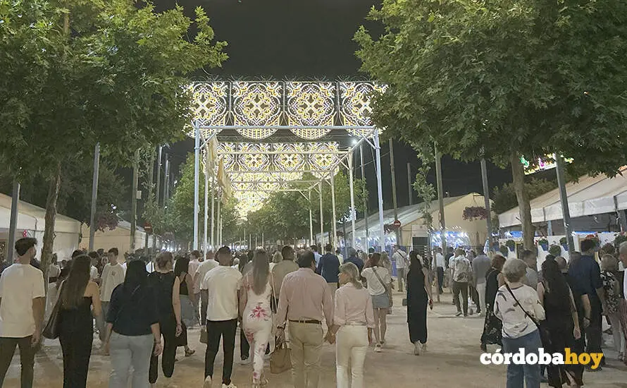 Primera noche de la Feria de Nuestra Se&ntilde;ora de la Salud 2026 FOTO YOLANDA PEDROSA