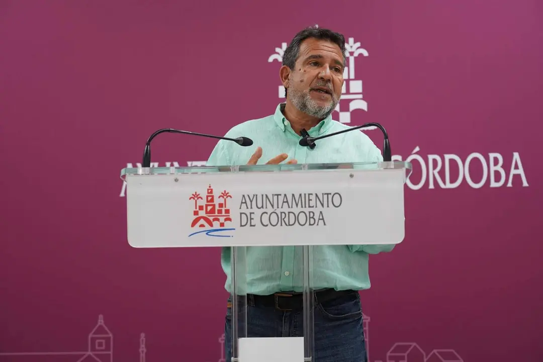 El concejal del PSOE en el Ayuntamiento de C&oacute;rdoba Joaqu&iacute;n Dobladez FOTO PSOE