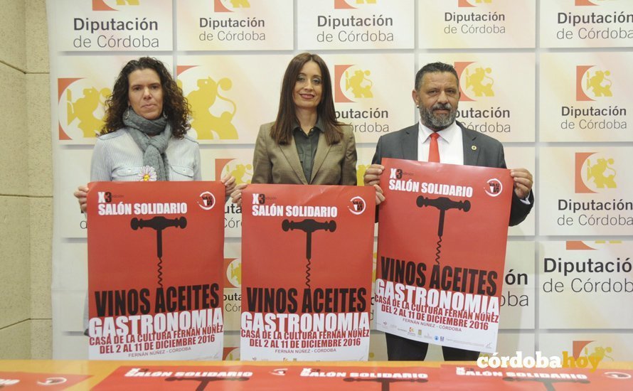 Felisa Cañete, vicepresidenta de la Diputación, Elena Ruiz, alcaldesa de Fernán Núñez, y Alfonso Alcaide, presidente de Apapnidicsur