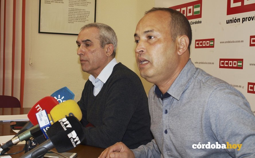 Said Faz, secretario de Migraciones de CCOO, y Rafael Rodríguez, secretario general del sindicato