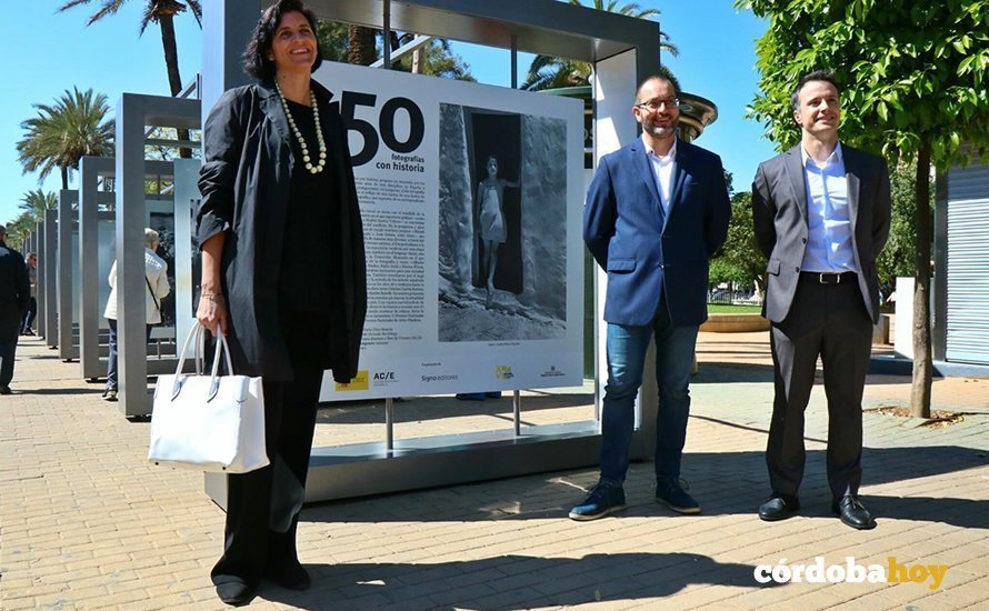 Exposición sobre 50 imágenes de 80 años de historia de España