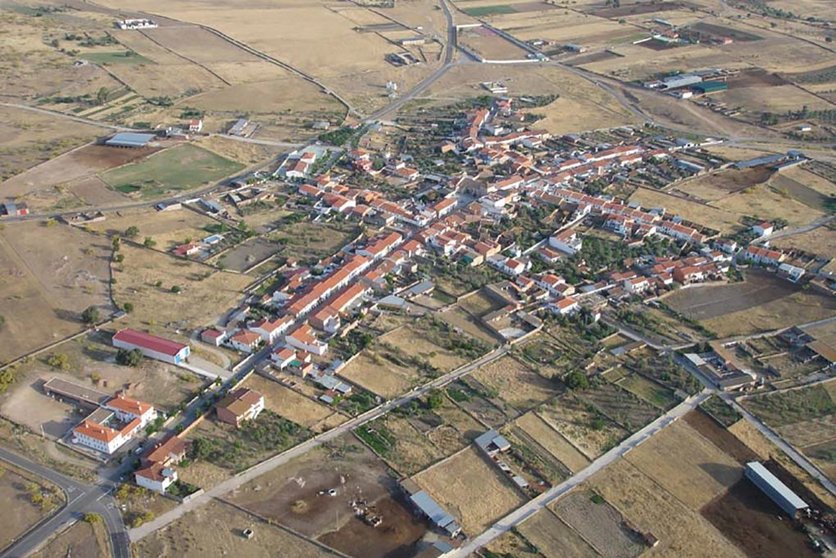 Vista aérea con la curiosa forma del municipio de El Guijo, en Los Pedroches