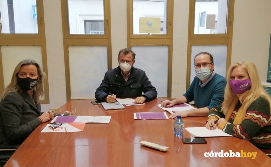 Reunión de Ciudadanos con Podemos Córdoba
