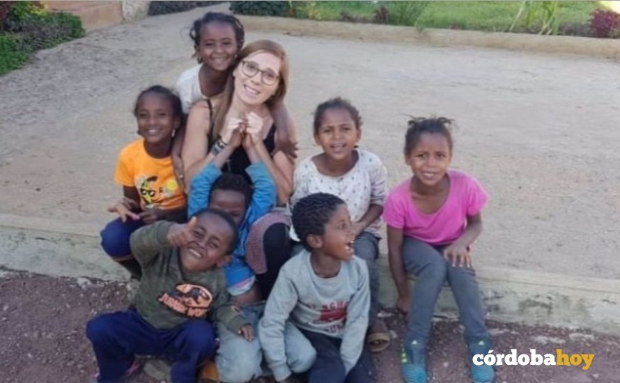 La voluntaria cordobesa Olivia Román en Etiopía