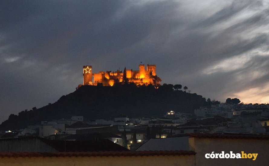 El Castillo de Almodóvar iluminado para la ocasión