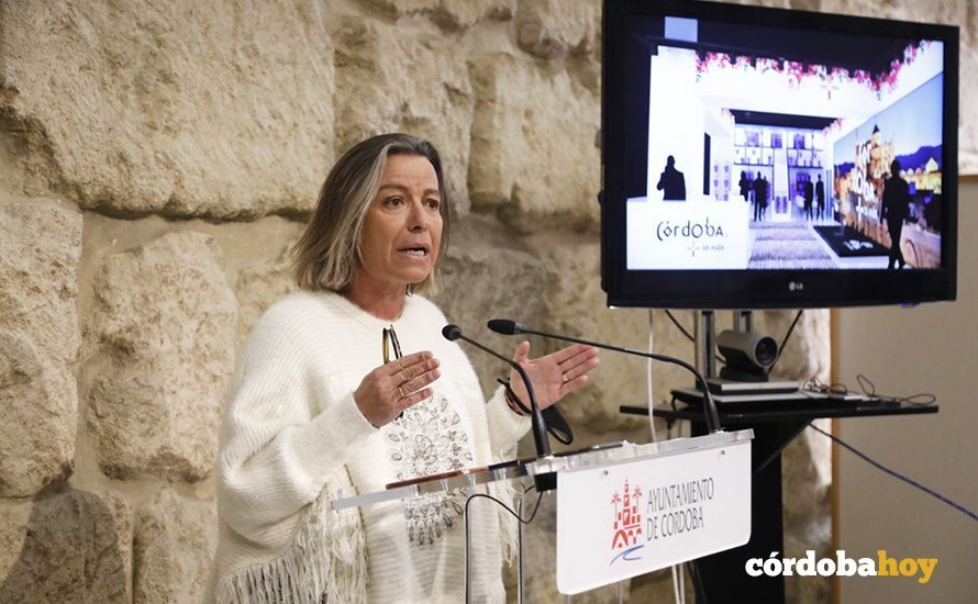 Isabel Albás en la presentación de Córdoba en Fitur 2022