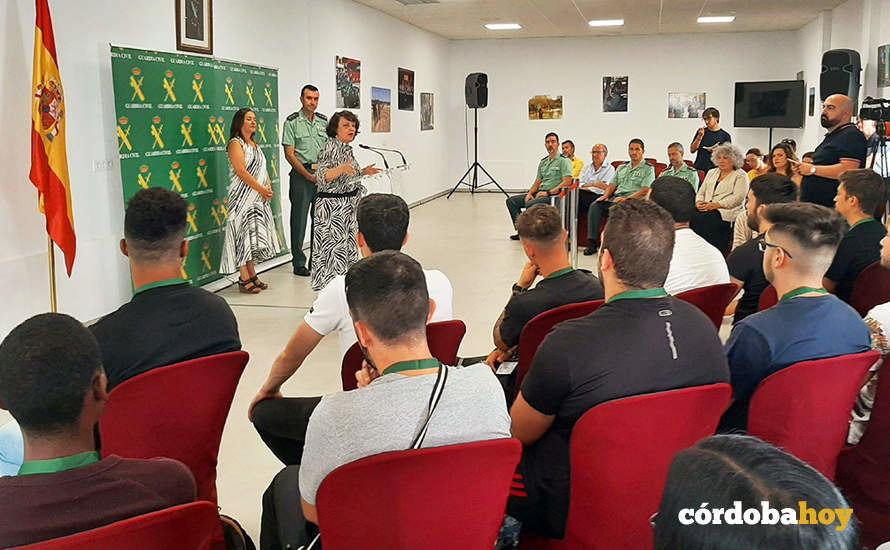 Presentación de los proyectos formativos dentro del del 'Programa TándEM' en la Guardia Civil de Córdoba