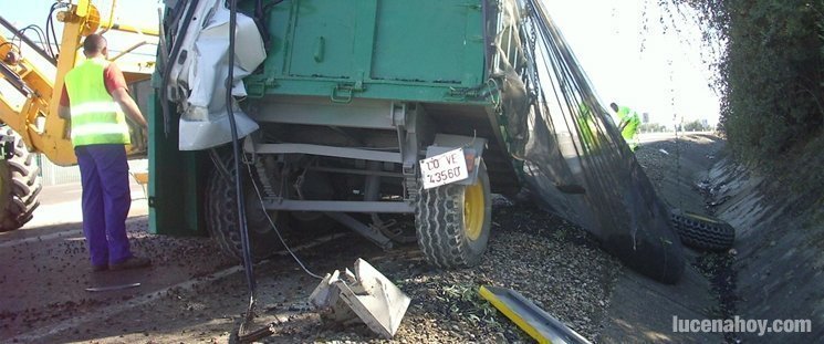 Accidente con tractor en Lucena
