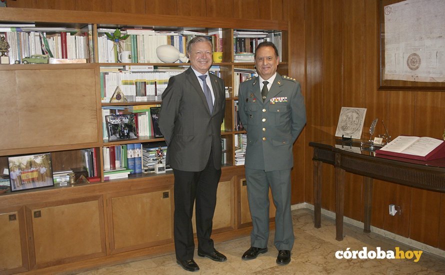 Despedida del coronel Francisco Fuentes de la Guardia Civil de Córdoba