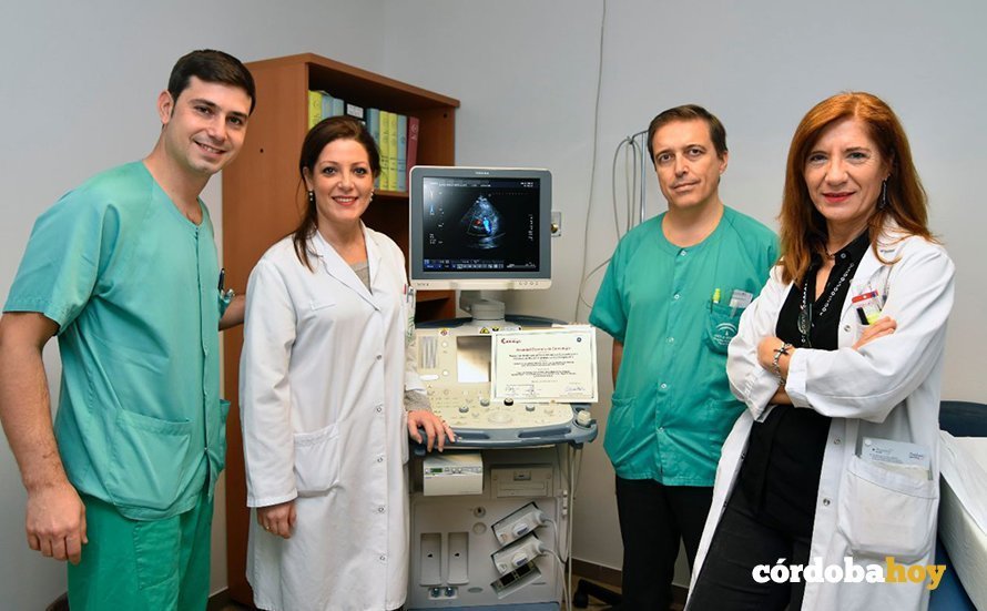Los cardiólogos del Hospital Universitario Reina Sofía Francisco Hidalgo, Dolores Mesa, Martín Ruiz y Mónica Delgado