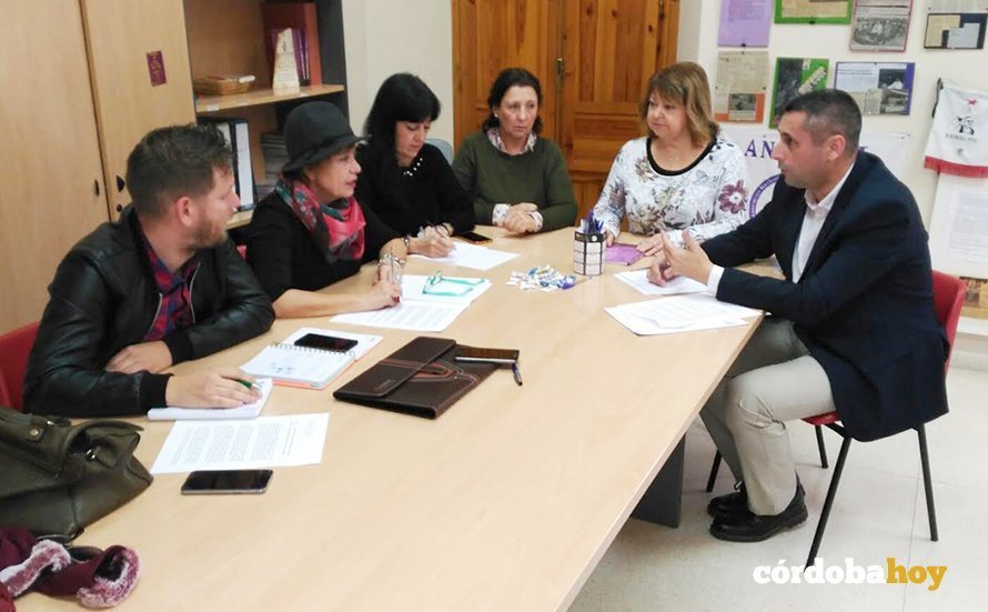 Reunión entre la AUGC y la Plataforma Contra la Violencia a las Muejres en Córdoba