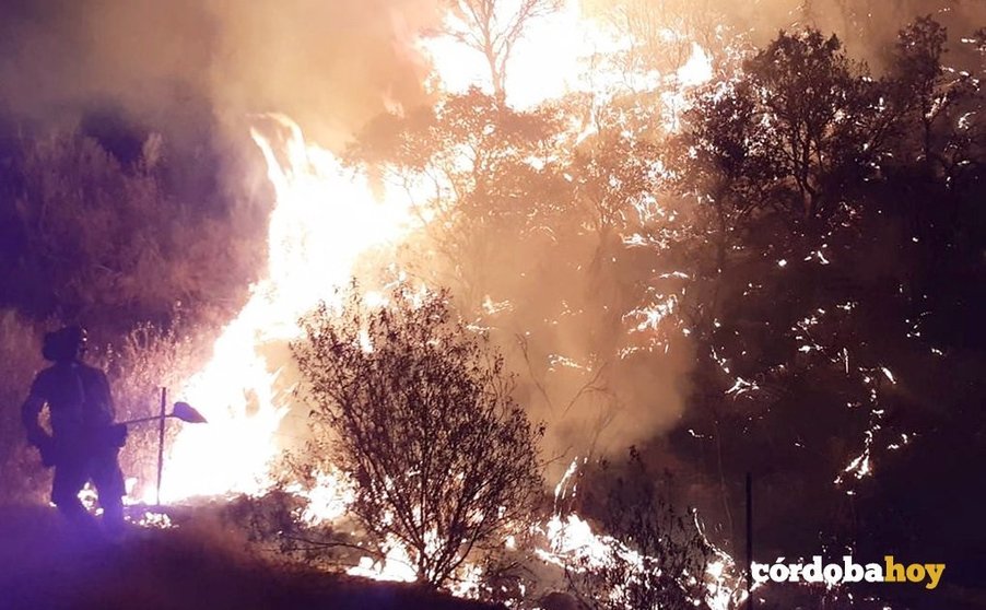 Imagen del incendio declarado en Villaharta (Córdoba), declarado estabilizado por el Infoca. FOTO INFOCA