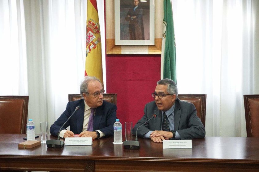 Antonio Díaz y Marcelino Medina en la Cámara Oficial de Comercio